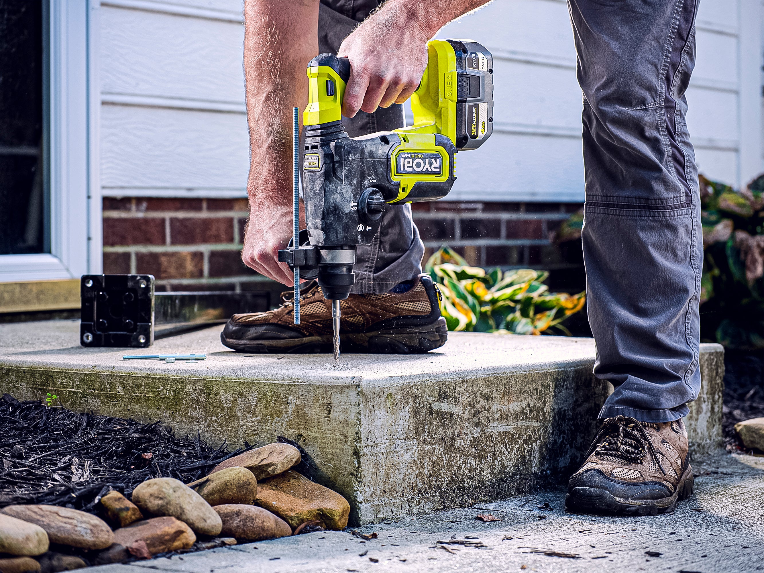 18V ONE+™ SDS-Plus Rotary Hammer Drill - Image 7