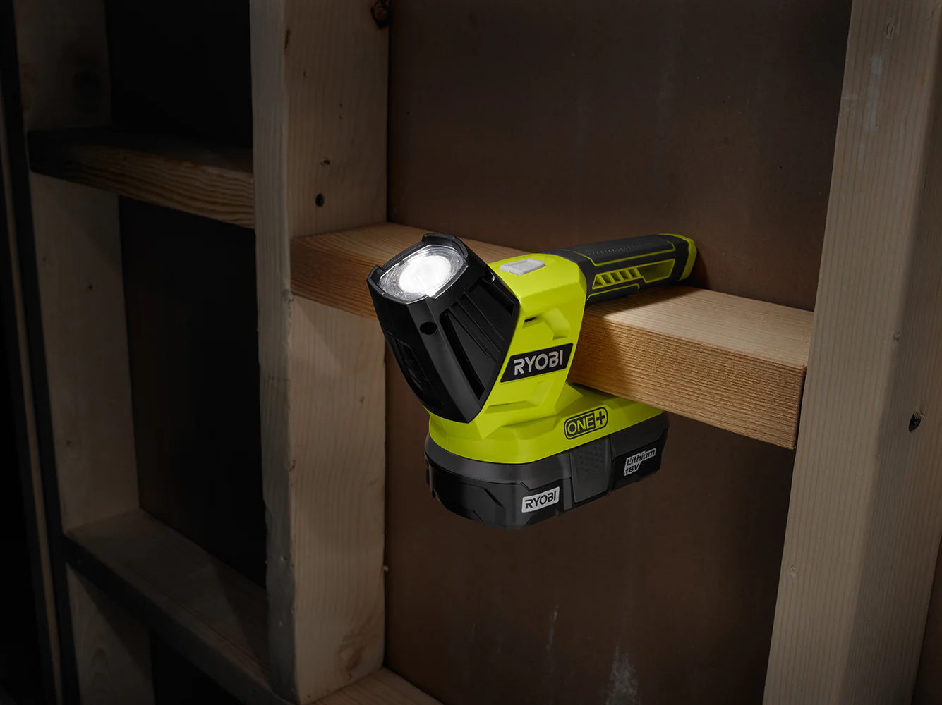 18V ONE+ LED FLASHLIGHT - Image 10