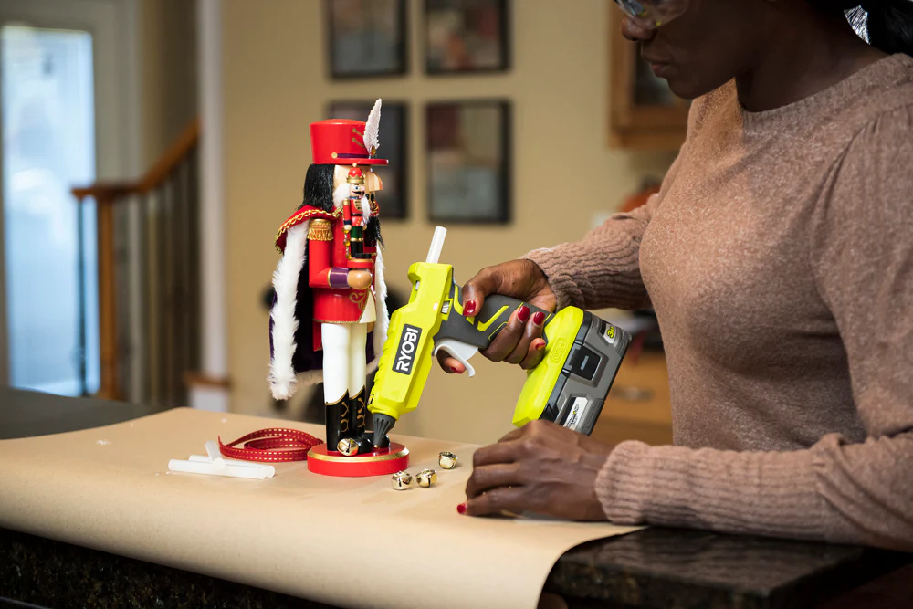 18V ONE+ Hot Glue Gun - Image 7