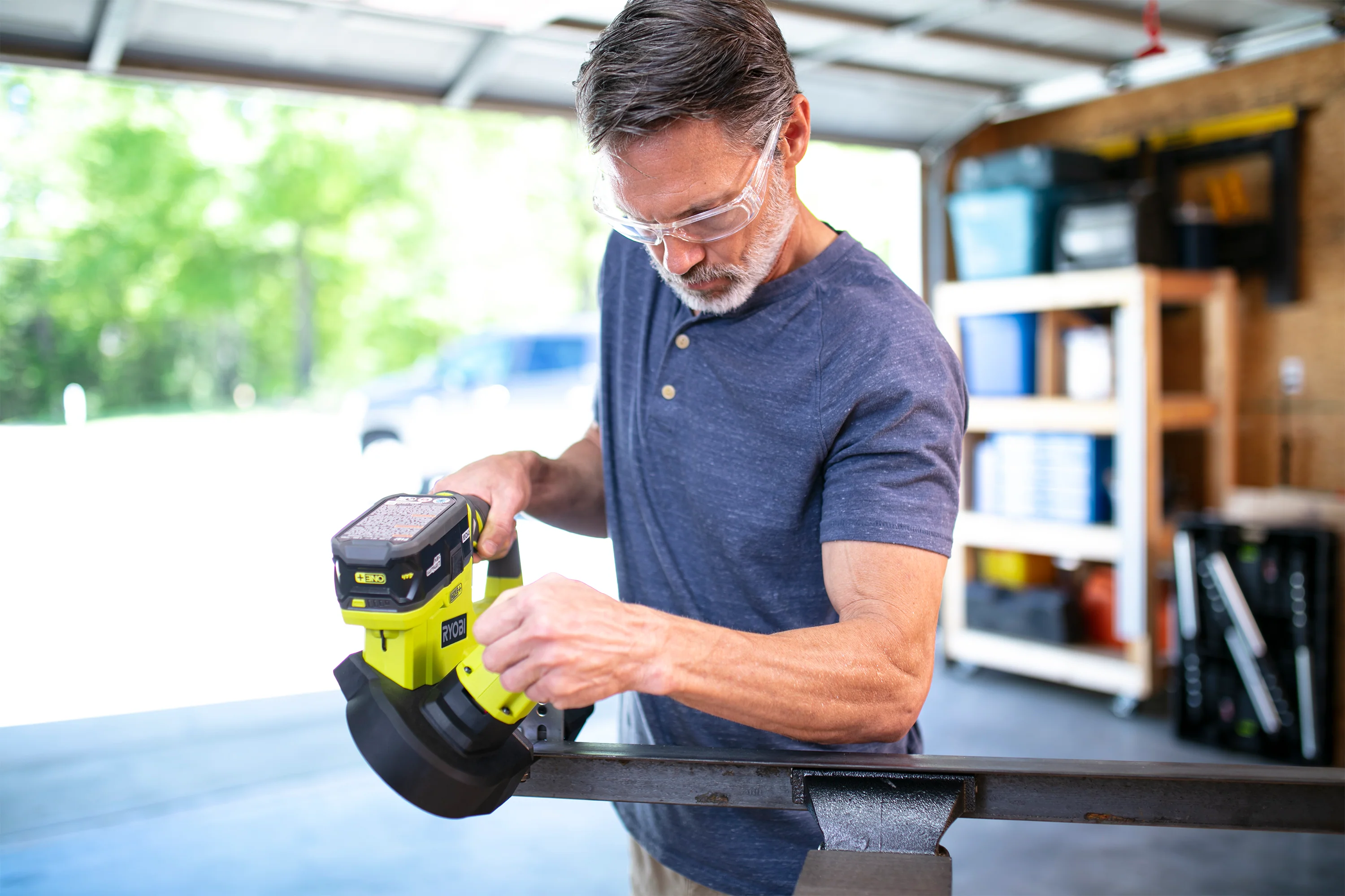 18V ONE+ 2-1/2" Compact BAND SAW - Image 5