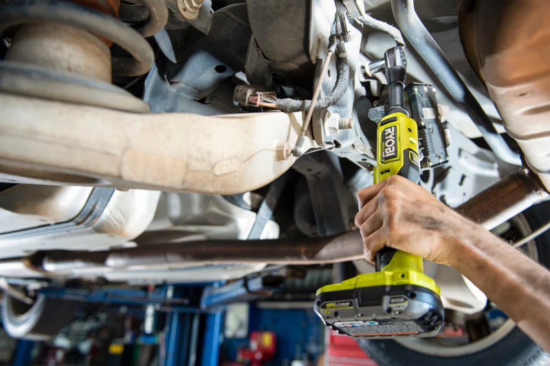18V ONE+ HP Brushless 3/8" Extended Reach Ratchet - Image 4