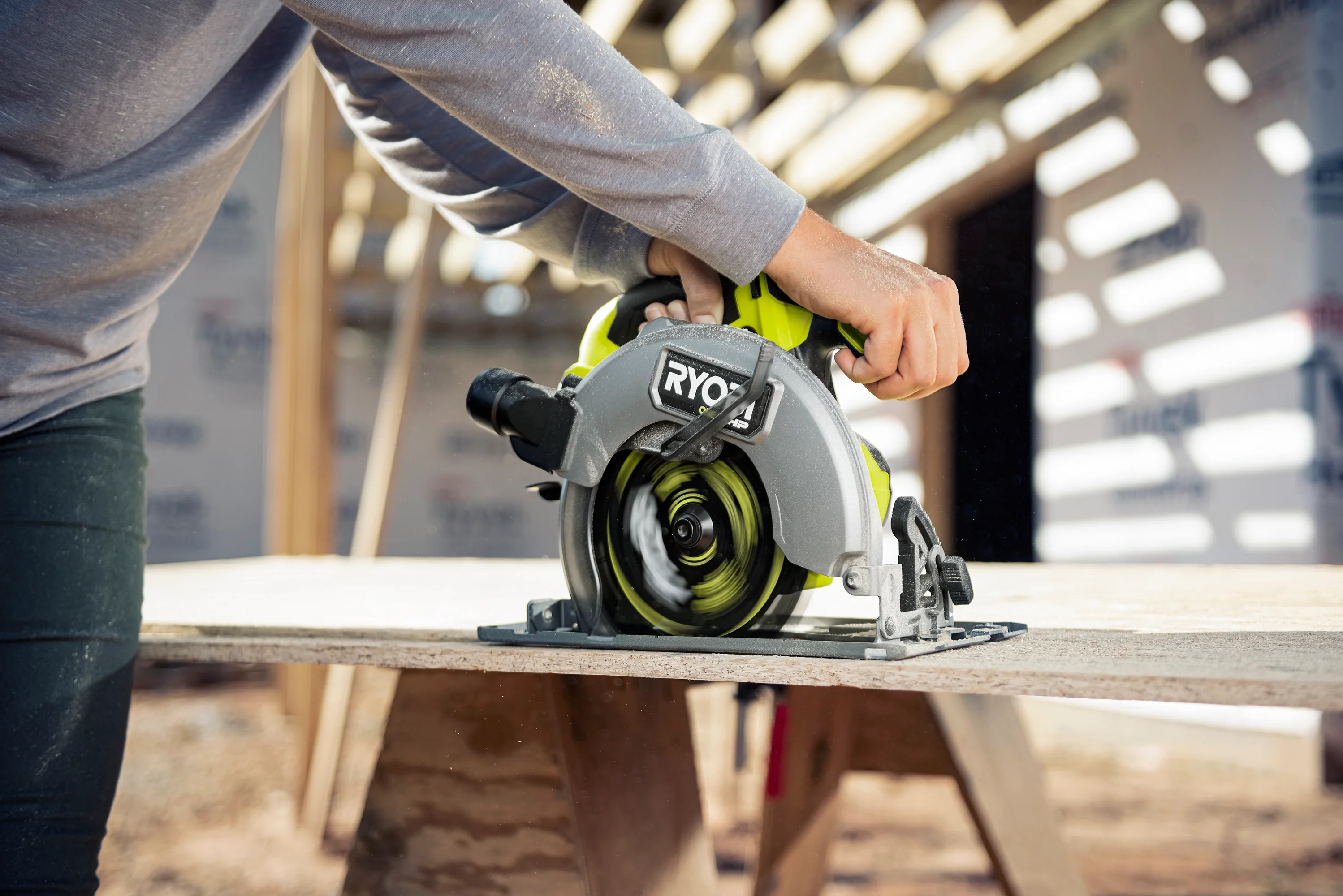 18V ONE+ HP 7-1/4" CIRCULAR SAW KIT - Image 5