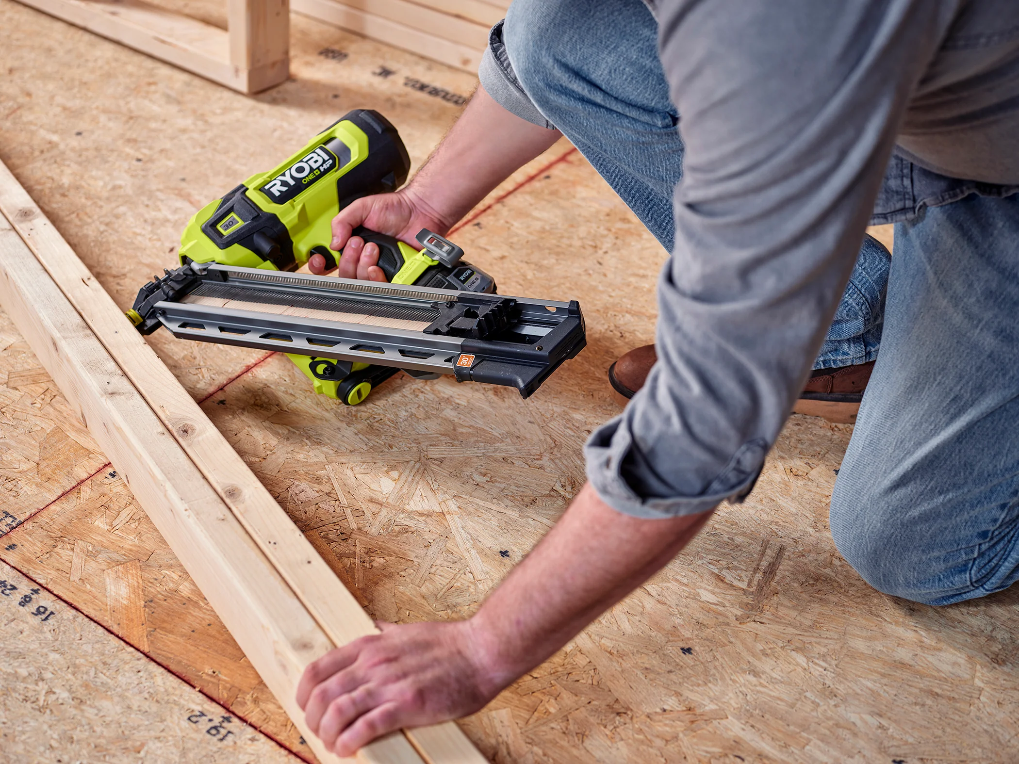 30° FRAMING NAILER EXTENDED CAPACITY MAGAZINE - Image 3