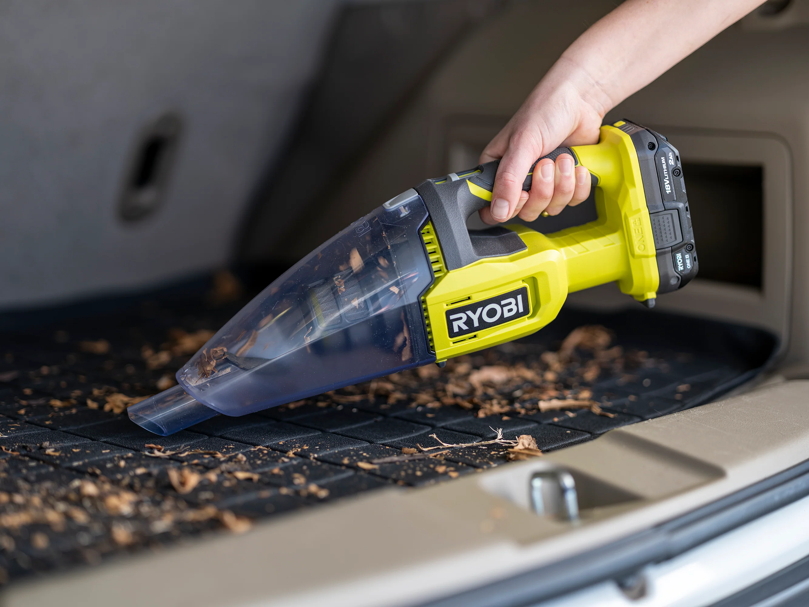 18V ONE+ HAND VACUUM - Image 8