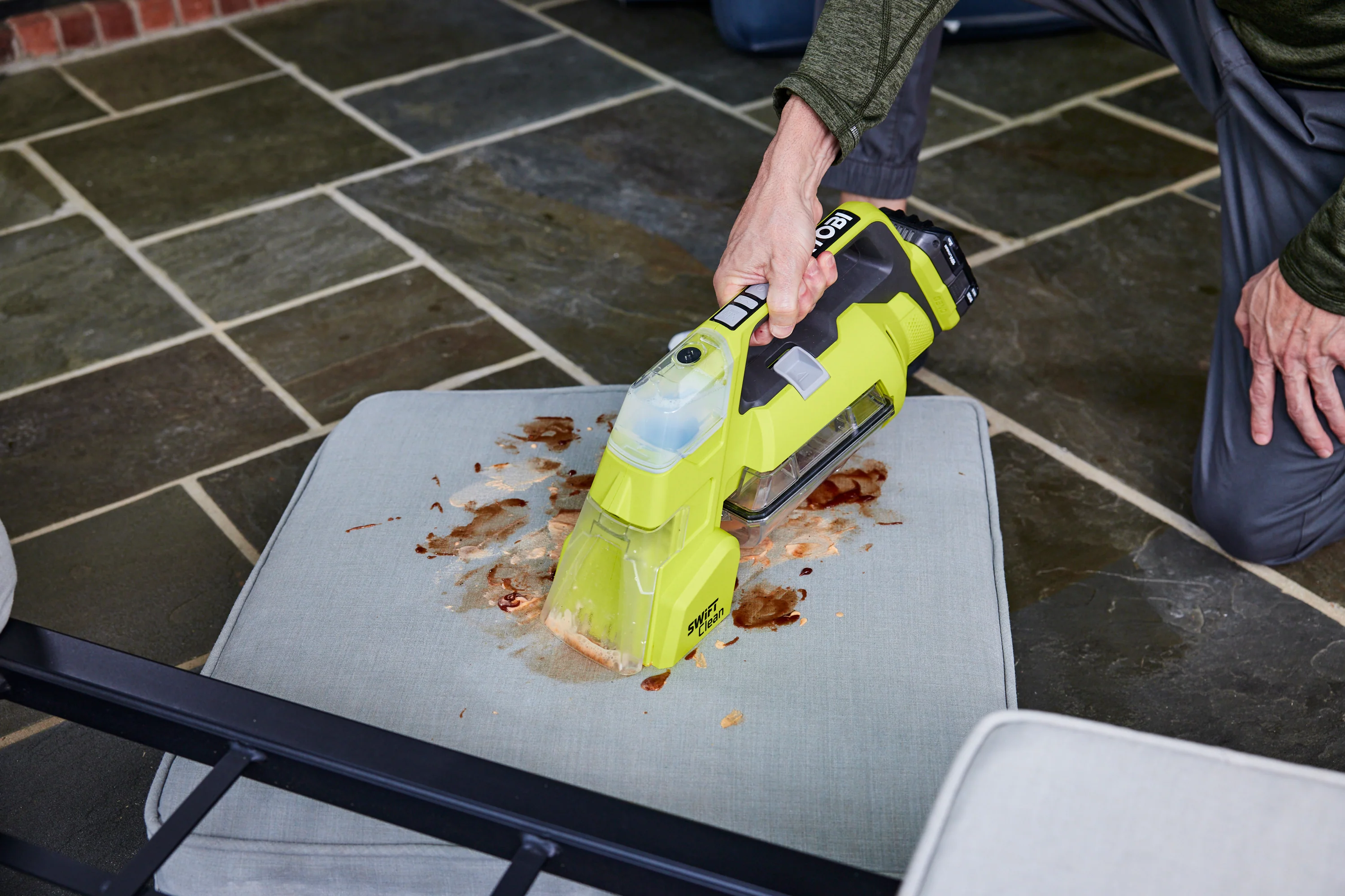 18V ONE+ SWIFTCLEAN SPOT CLEANER - Image 10