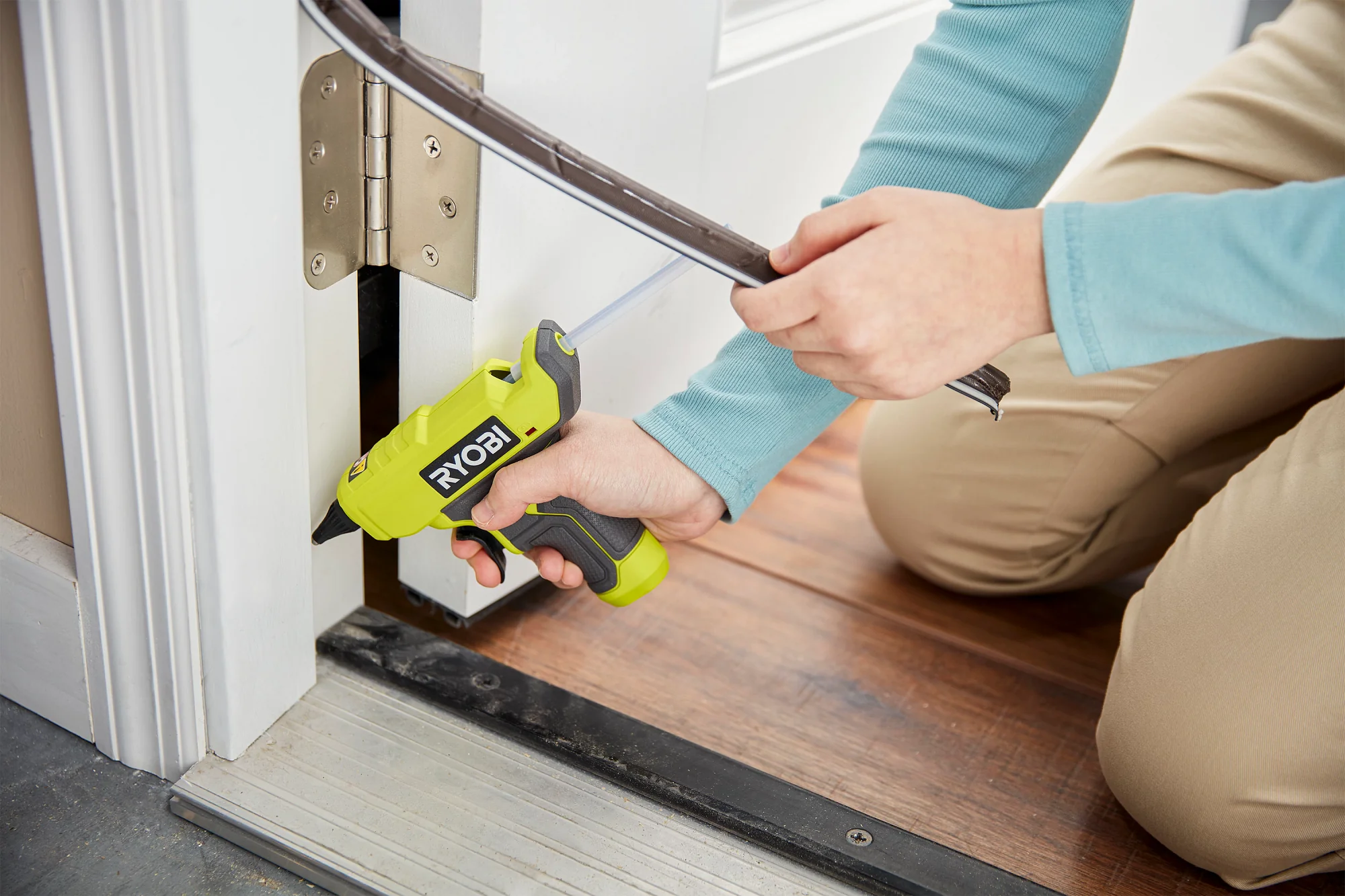 18V ONE+ COMPACT GLUE GUN KIT - Image 8