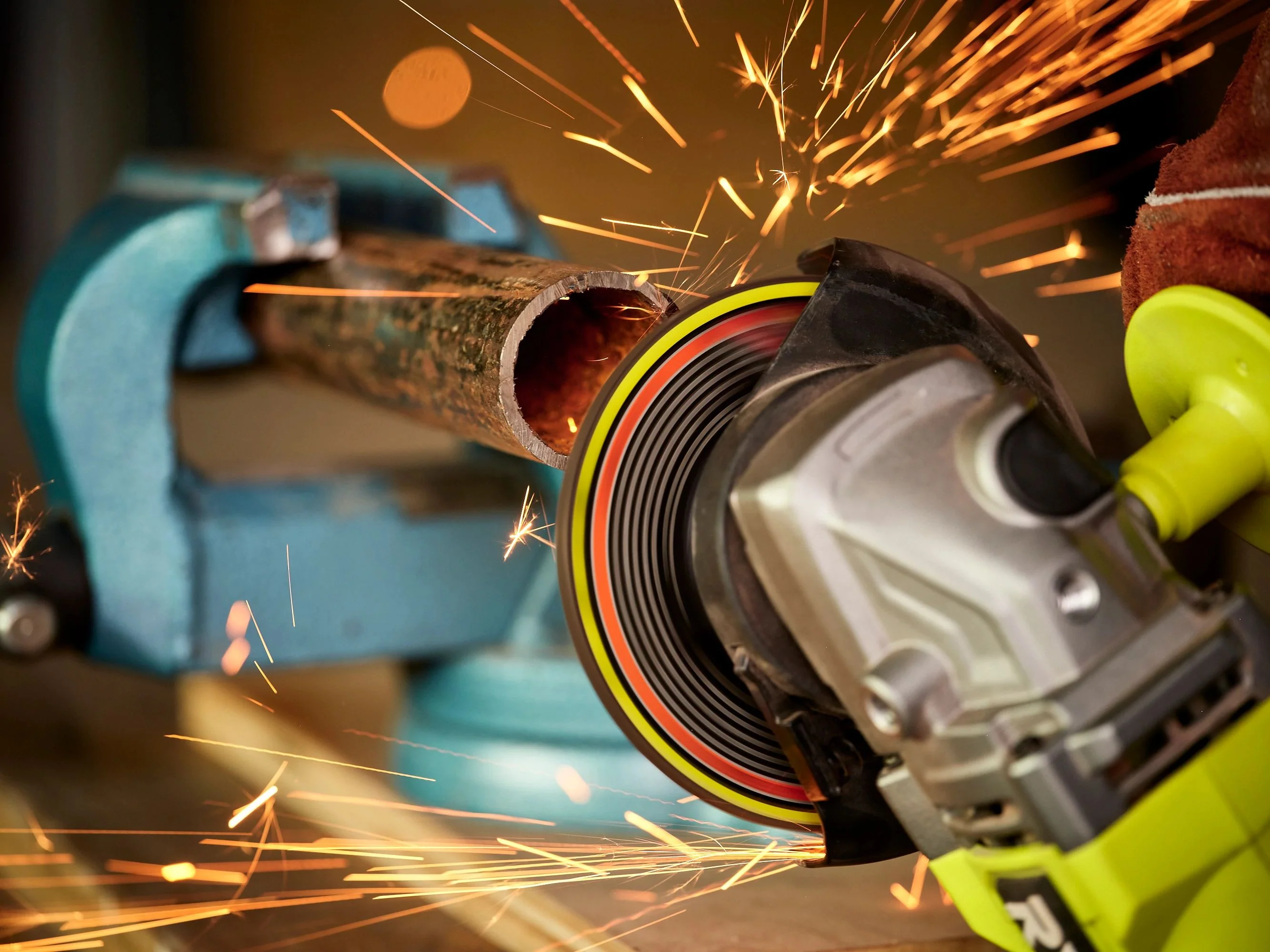 Angle Grinder Cutting and Grinding Guard Kit - Image 5