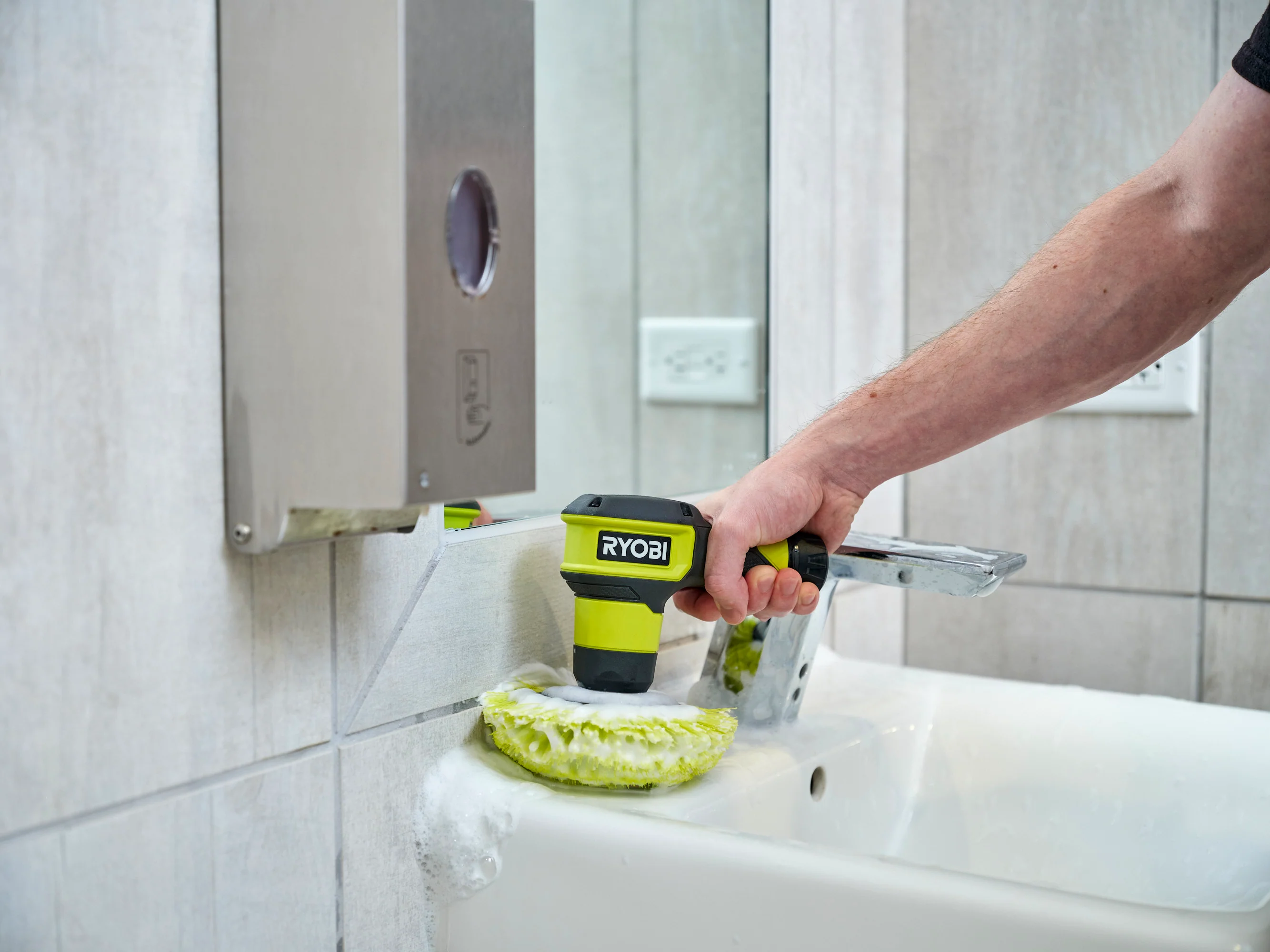 USB LITHIUM POWER SCRUBBER KIT - Image 12