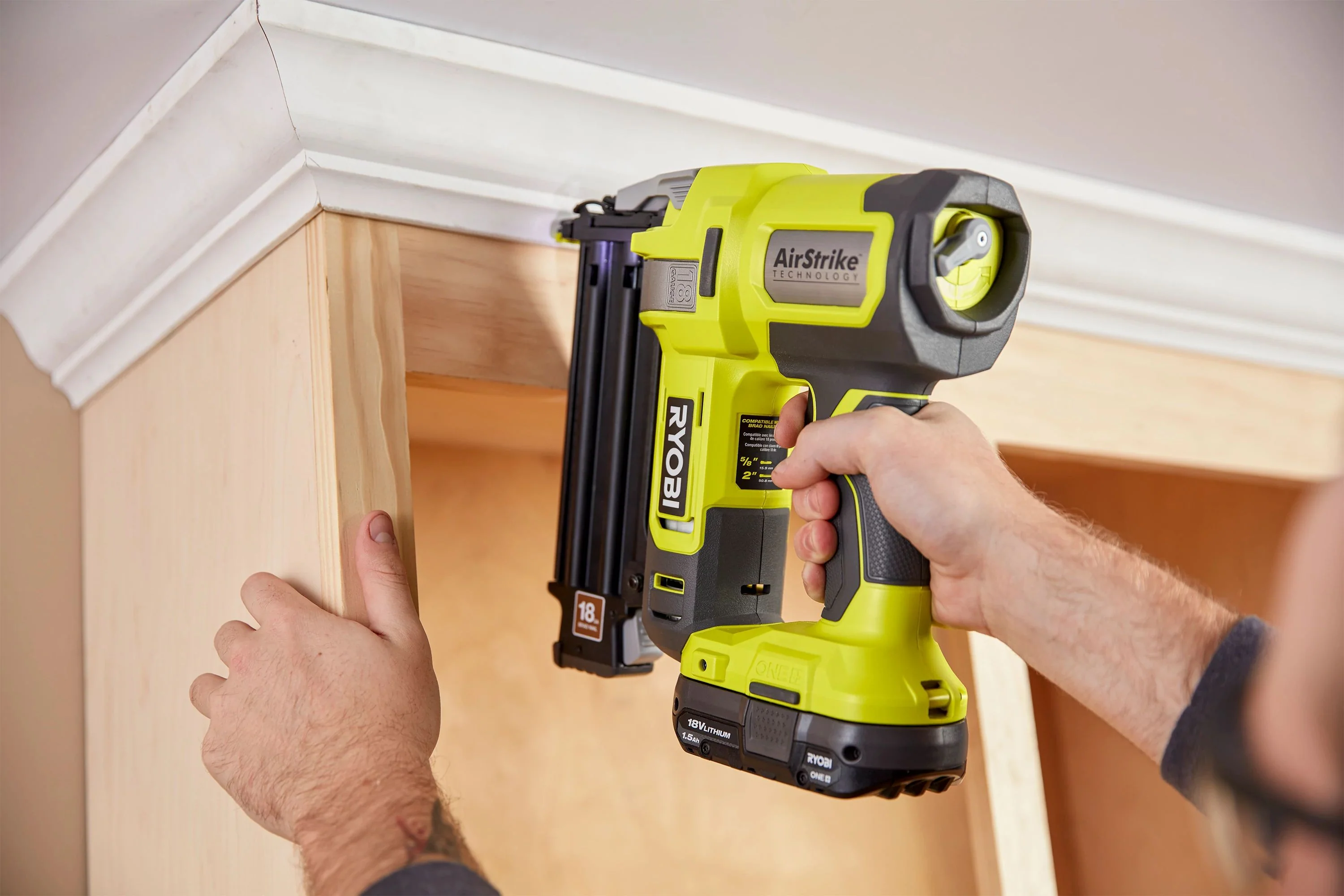 18V ONE+ AIRSTRIKE 18GA BRAD NAILER KIT - Image 8
