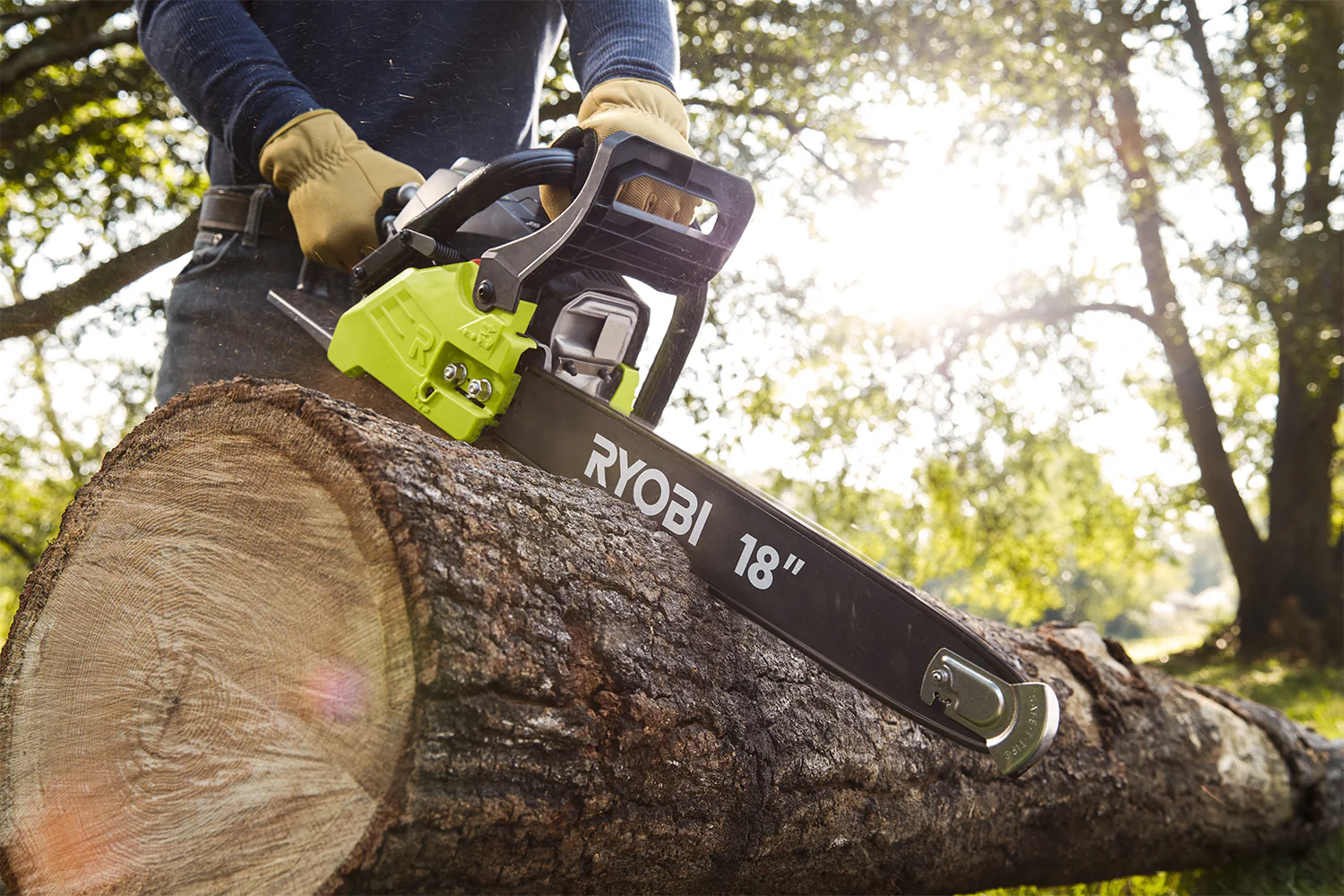 2 Cycle 18" Chainsaw - Image 5