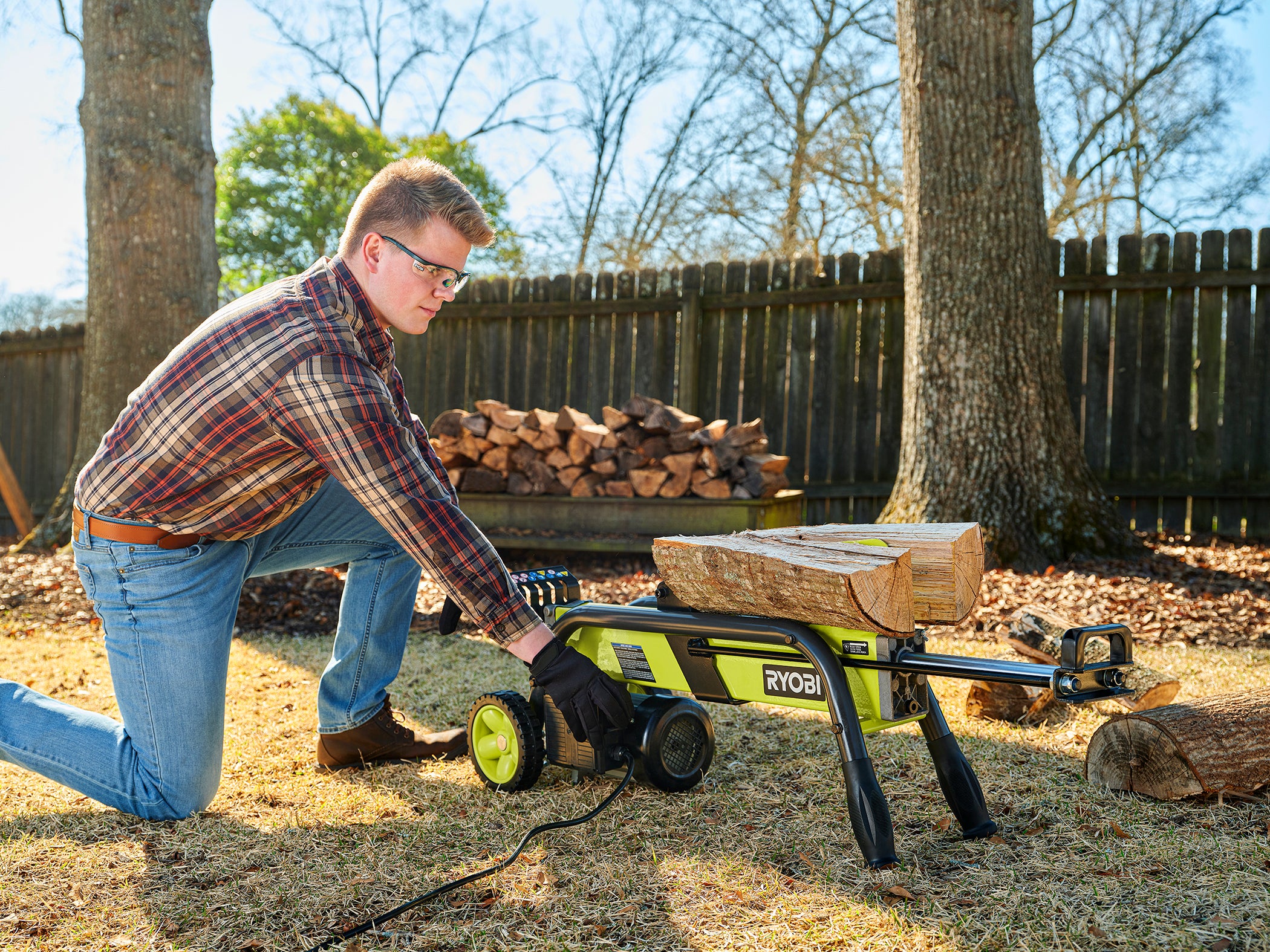5-TON 15 AMP ELECTRIC LOG SPLITTER - Image 4