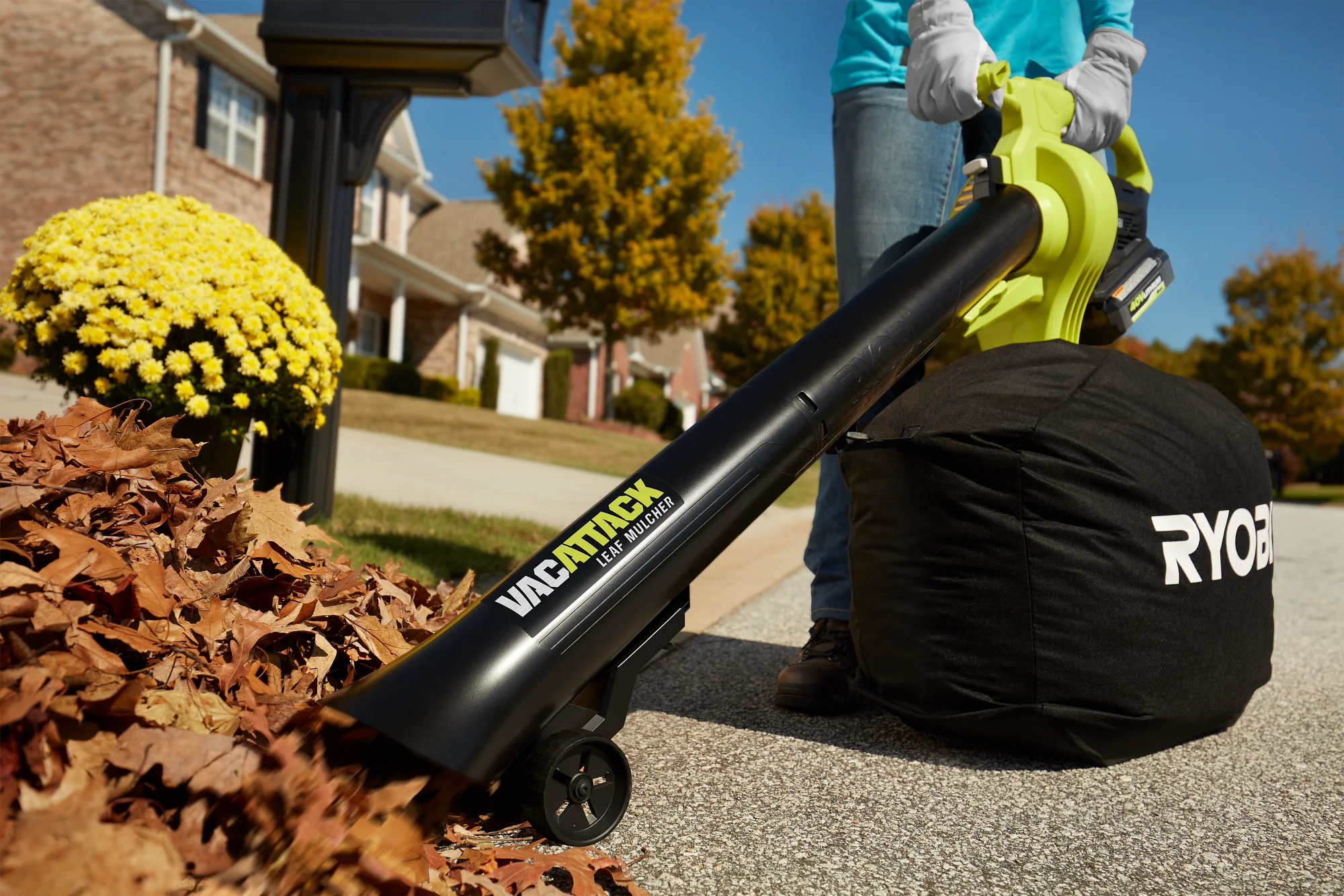 40V VAC ATTACK LEAF VACUUM/MULCHER KIT - Image 2