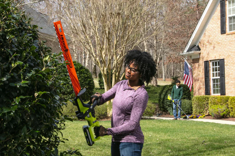 40V HP BRUSHLESS 26" HEDGE TRIMMER - Image 9