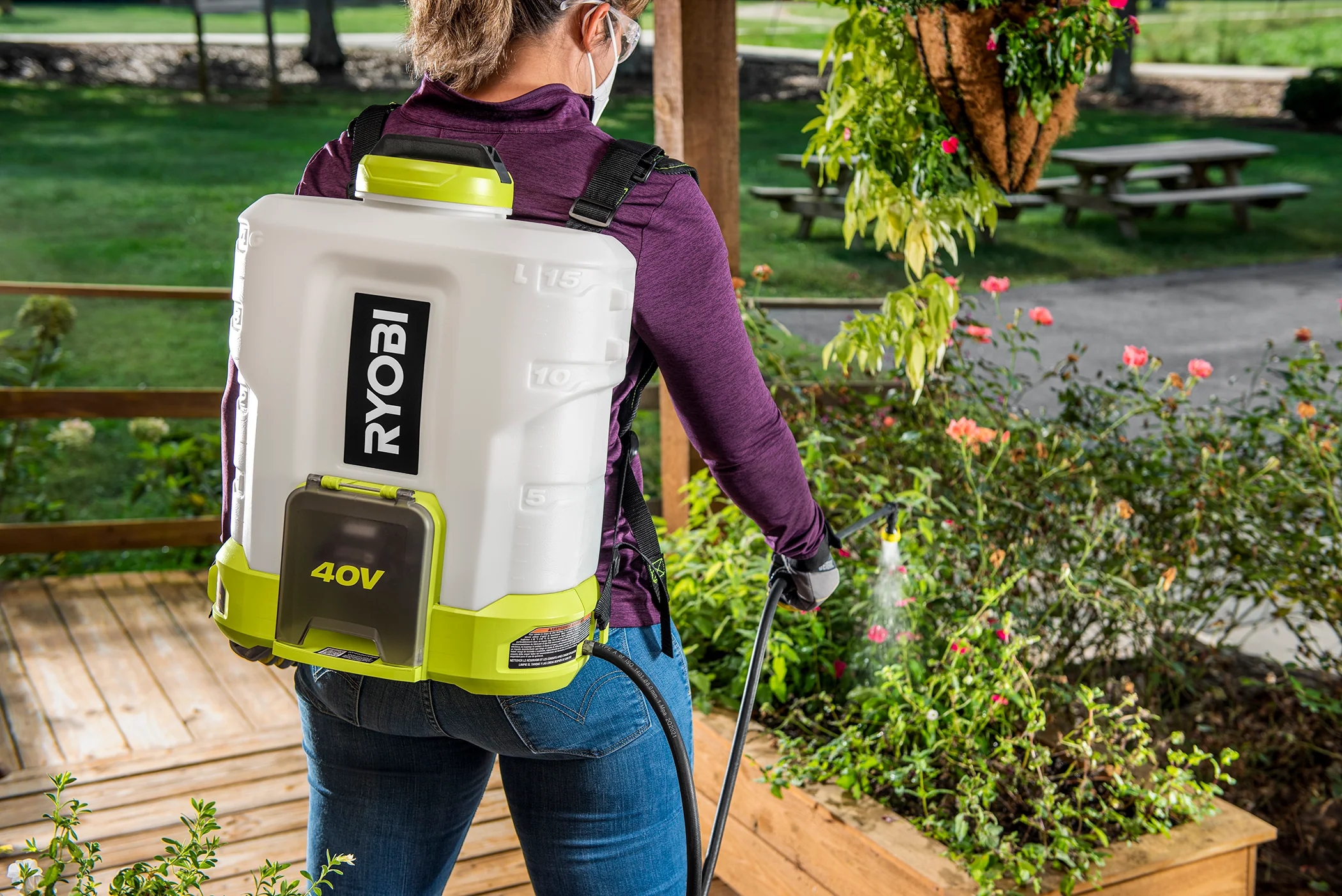 40V 4 GALLON BACKPACK CHEMICAL SPRAYER - Image 2