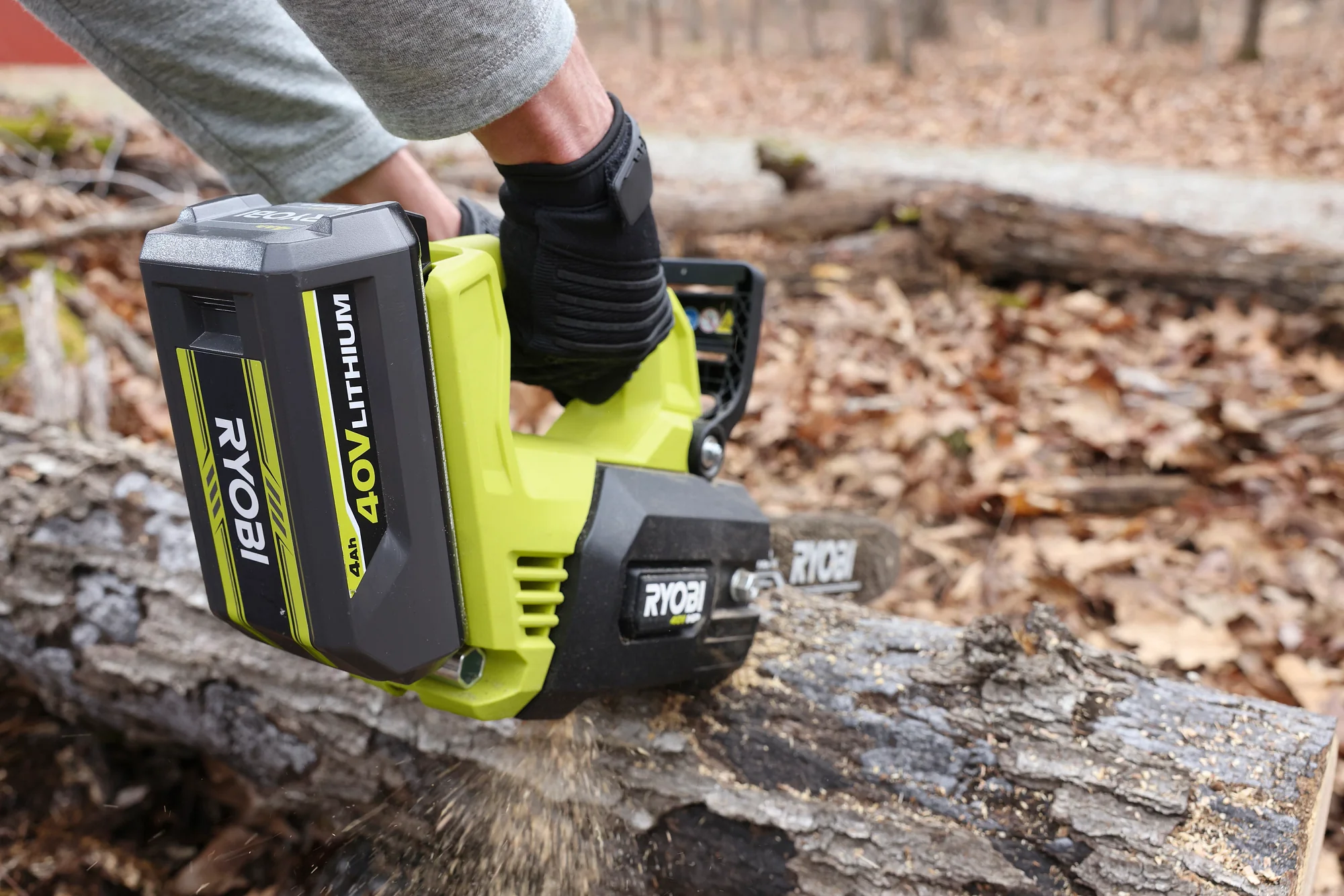 40V HP BRUSHLESS 12" TOP HANDLE CHAINSAW - Image 9
