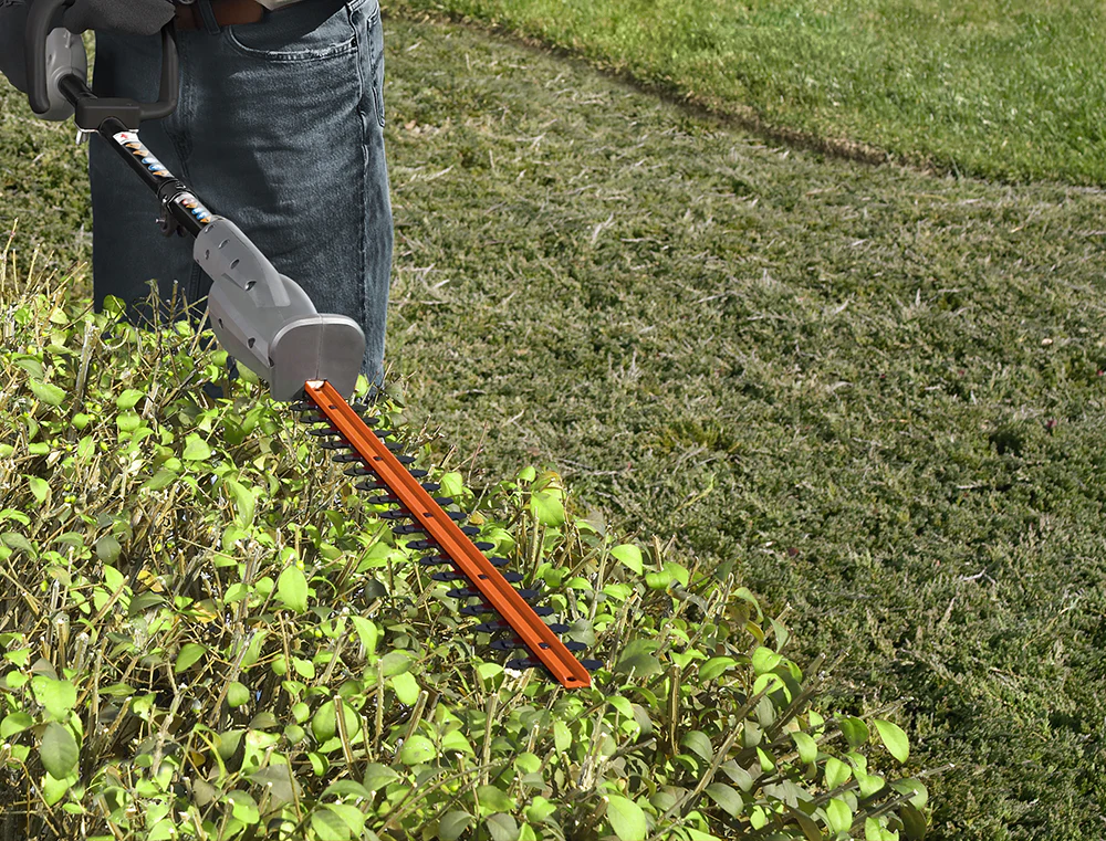 EXPAND-IT™ Hedge Trimmer Attachment - Image 4